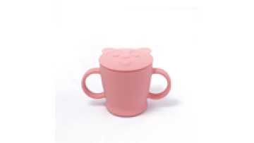bpa free hot-selling soft silicone panda shape spoon baby drinking cup1