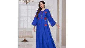 Fashion Elegant Casual Muslim Women's Dresses Embroidery Popular Long Sleeves Symmetric Patterns Abaya Women Muslim Dress Turkey1