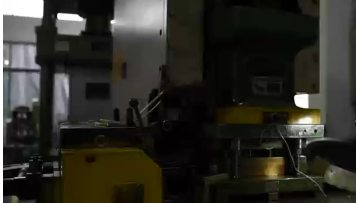 flat head bolts