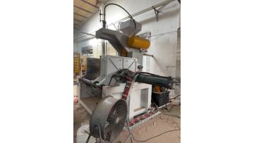 Sand core machine