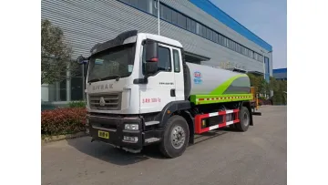 New Arrival Sinotruk 4X2 13.6cbm 220HP Spray Truck Water Truck1