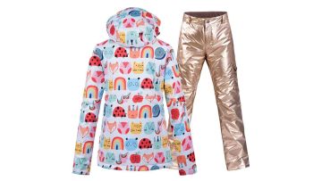 Women's jackets for skiing