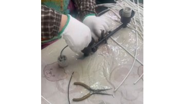 The production process of wall lamps.