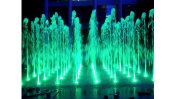 Dynamic music fountain with strong rhythm