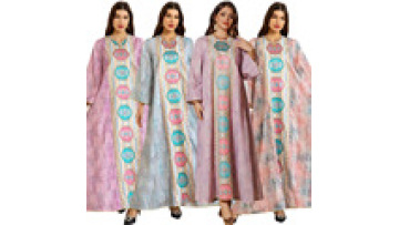 2025 Spring New Muslim Women Abaya Bead Embroidery Long Sleeve Dress Fashion Arab Robe Ramada Long Dress1