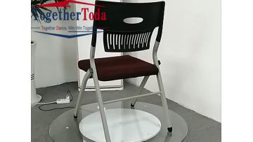 Folding training chair