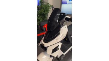 80km long range electric scooter