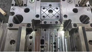 Universal Plastic Mold Bases