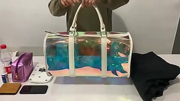 2022 New Trendy Large Holographic Clear PVC Travel Bags Women Men Custom Sport Gym Shoulder Bags Waterproof Storage Duffel Bag1