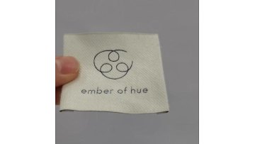 Cotton-like unique woven labels