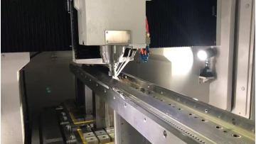 Melt Blown Machine High Quality Spinneret Processing.mp4