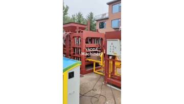 Fully automatic 4-15 block machine