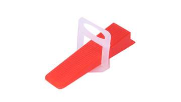 Chip tile positioner uses live action