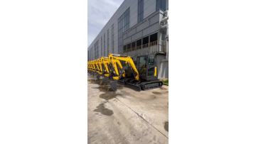 small new excavator 