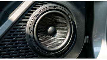 Huaneng Electronic · Craft Sound, Create Value