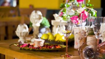 Electroplate aluminium rose gold wine glass set.mp4