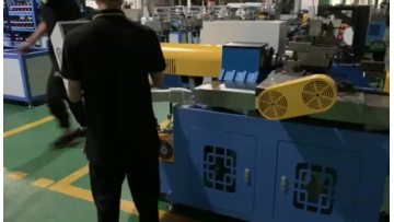 Spinning machine