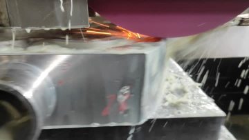 Machining rotor pumps body