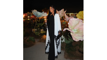 Black and White Khimar Abaya Set for Women Modest Lace Trim Maxi Dress with Matching Headscarf for Eid Occasion Wear