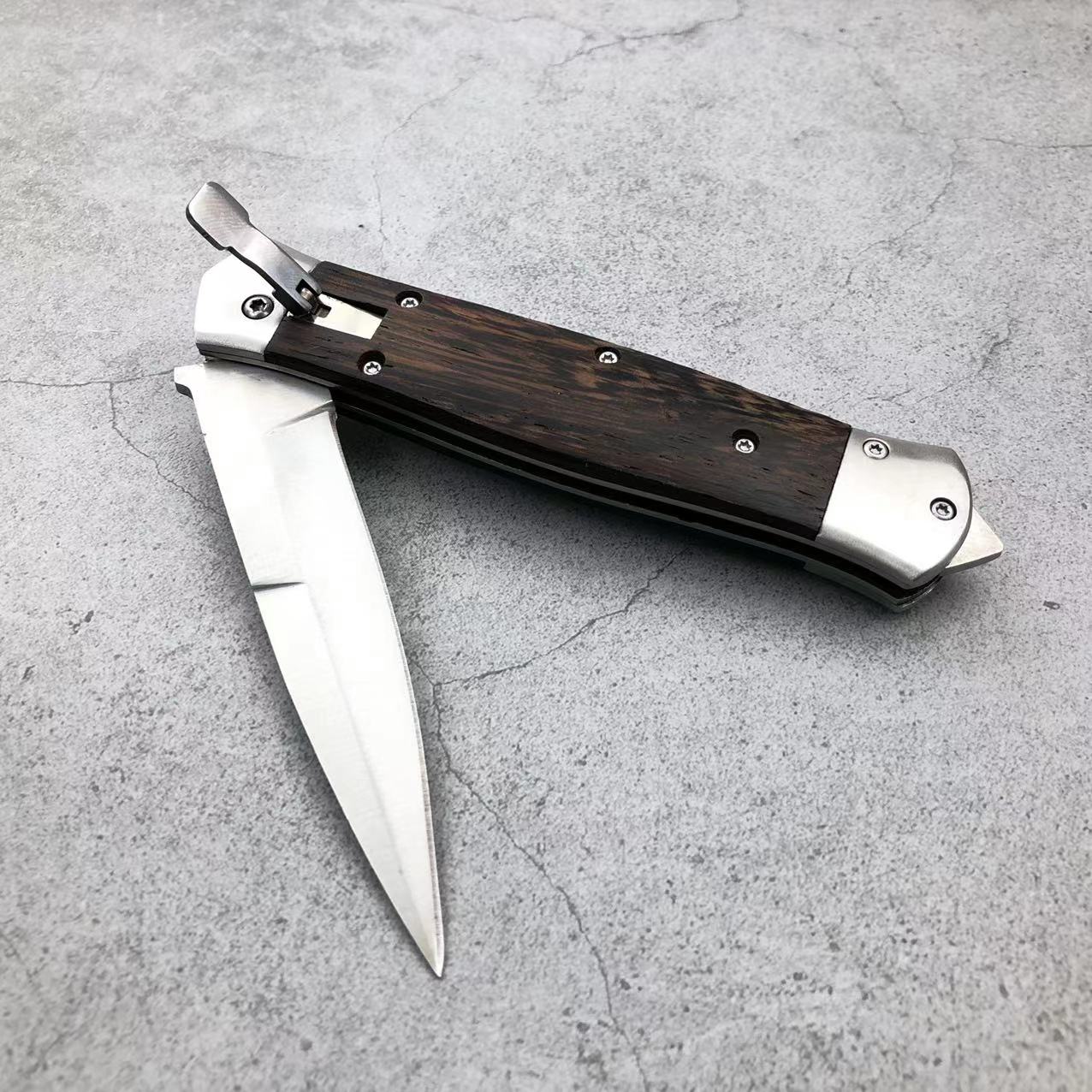 Italian Tactical Folding Knife