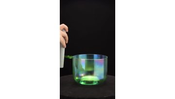  Q're Clear Green Crystal Singing Bowl