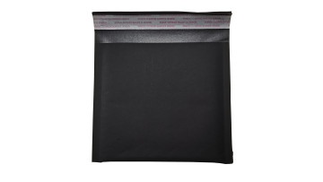 Black kraft bubble mailers