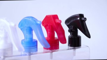 Household use mini trigger sprayer garden nozzle mouse shaped plastic mini trigger sprayer1