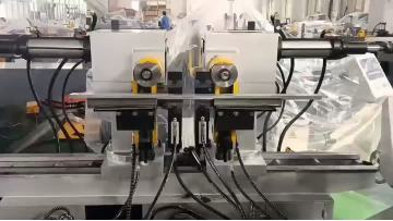 Double-head pipe bending machine