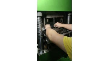 Garment Plastic Hanging Part Manufacturing