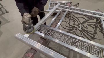 Aluminum guardrail grinding