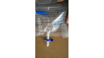 Disposable Urine Drainage Bag with cross valve.mp4