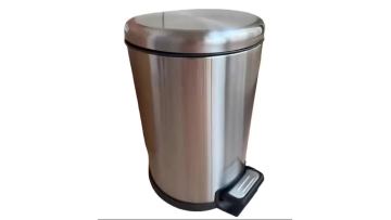 Foot-operated stainless steel trash can with inner liner