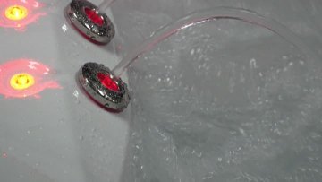 Jacuzzi spa tub HL-5805N