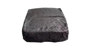 Black refractory mud