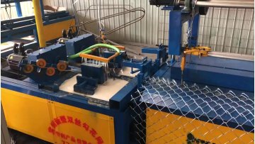 4m India Semi automatic chain link fence machine1