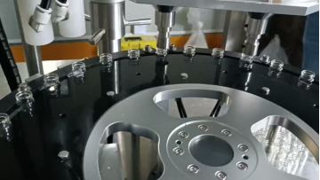 Double-head powder filling and capping machine for 0.2g filling