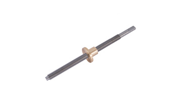 Lead screw straightening