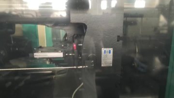 208T Inject mold Machine