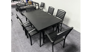 outdoor table