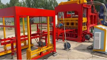 QT12-15 block making machine