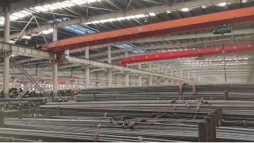 Seamless steel pipe indoor warehouse