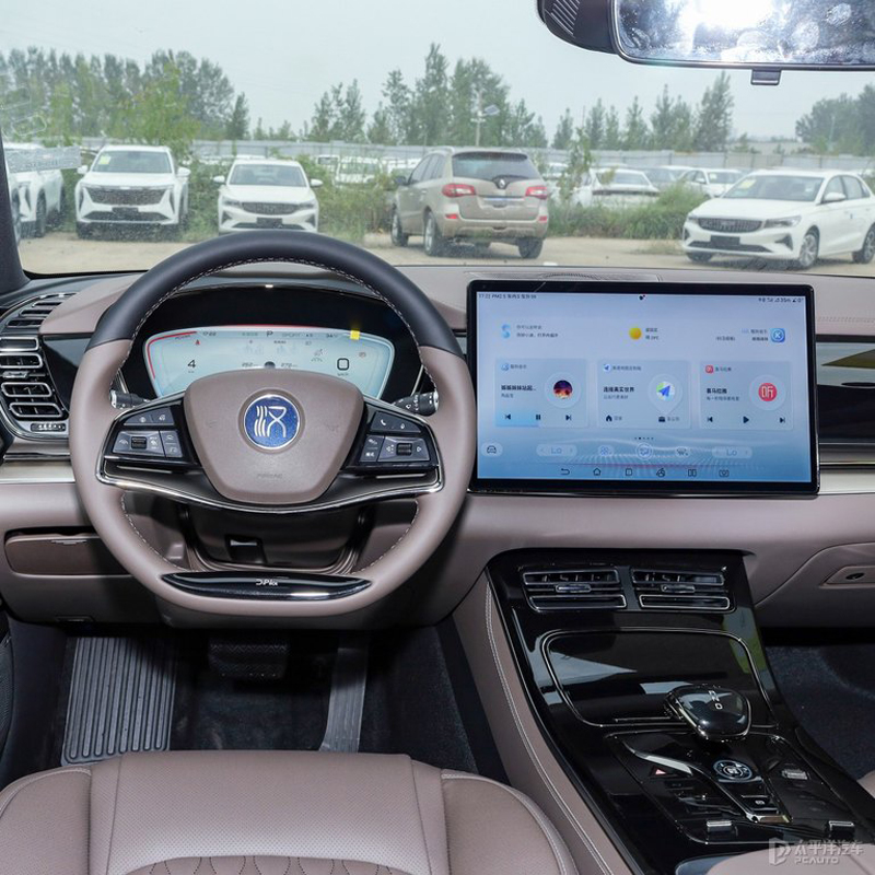 Ev 605km 9