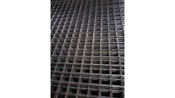 Reinforcing mesh