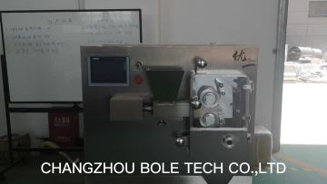 Lab roller compactor