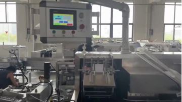 Pharmaceutical bottle box