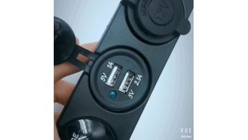 12V 3.1A Waterproof Dual USB Port Charger Socket Outlet LED1