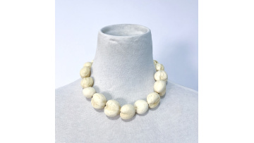 KN-jn037 kukui nut lei