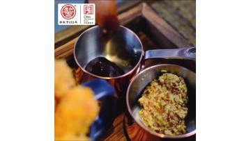 Golden Deluxe Xuan Ham Luncheon Meat Tin