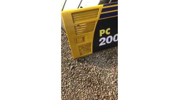 Komatsu side door panel