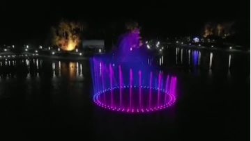 a circle musical fountain